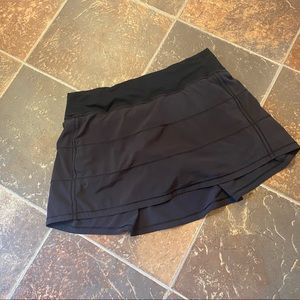 Lululemon skirt size 8 tall